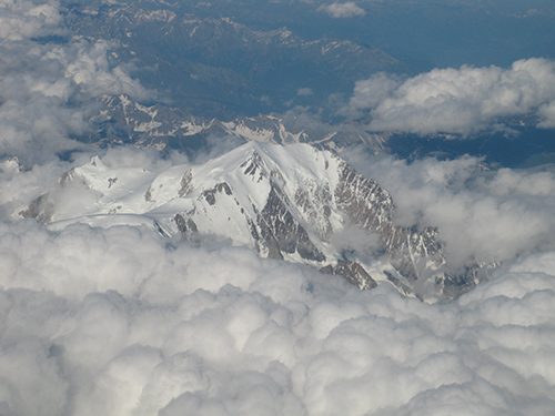 This image has an empty alt attribute; its file name is MtBlanc1.jpg